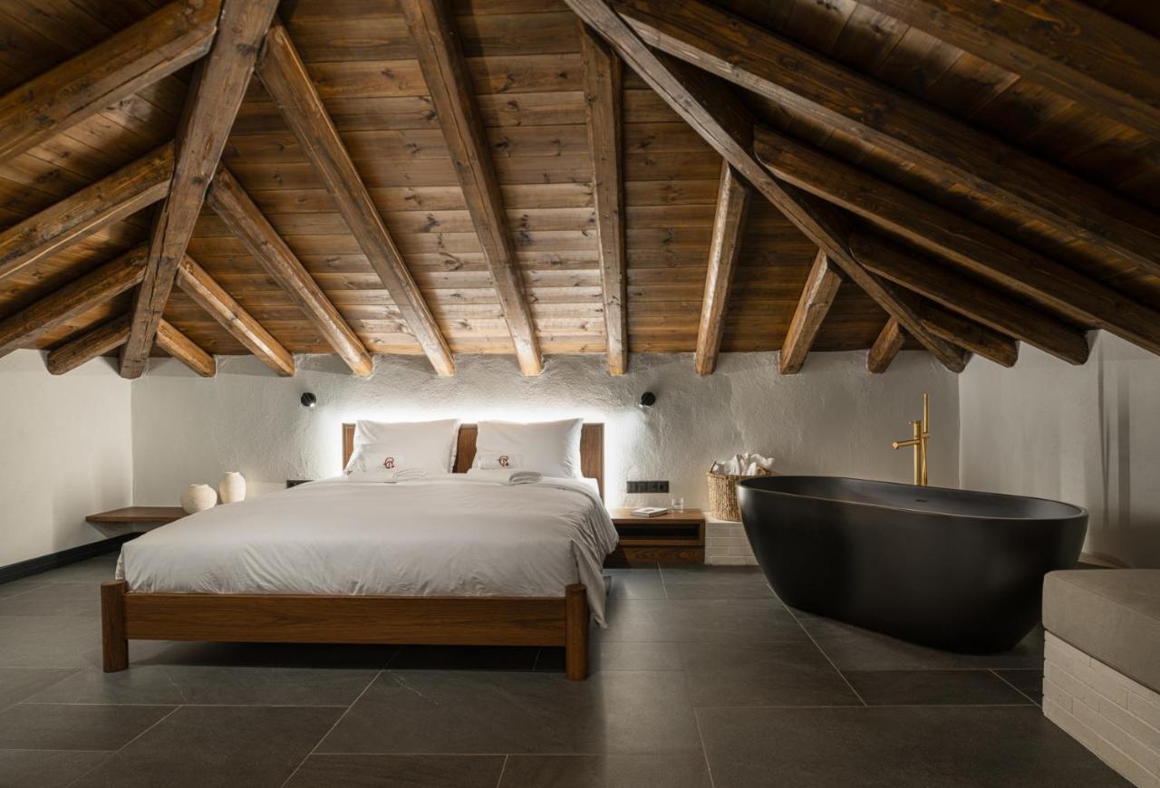 Unedo All Seasons Boutique Hotel Palaios Panteleimonas Extérieur photo