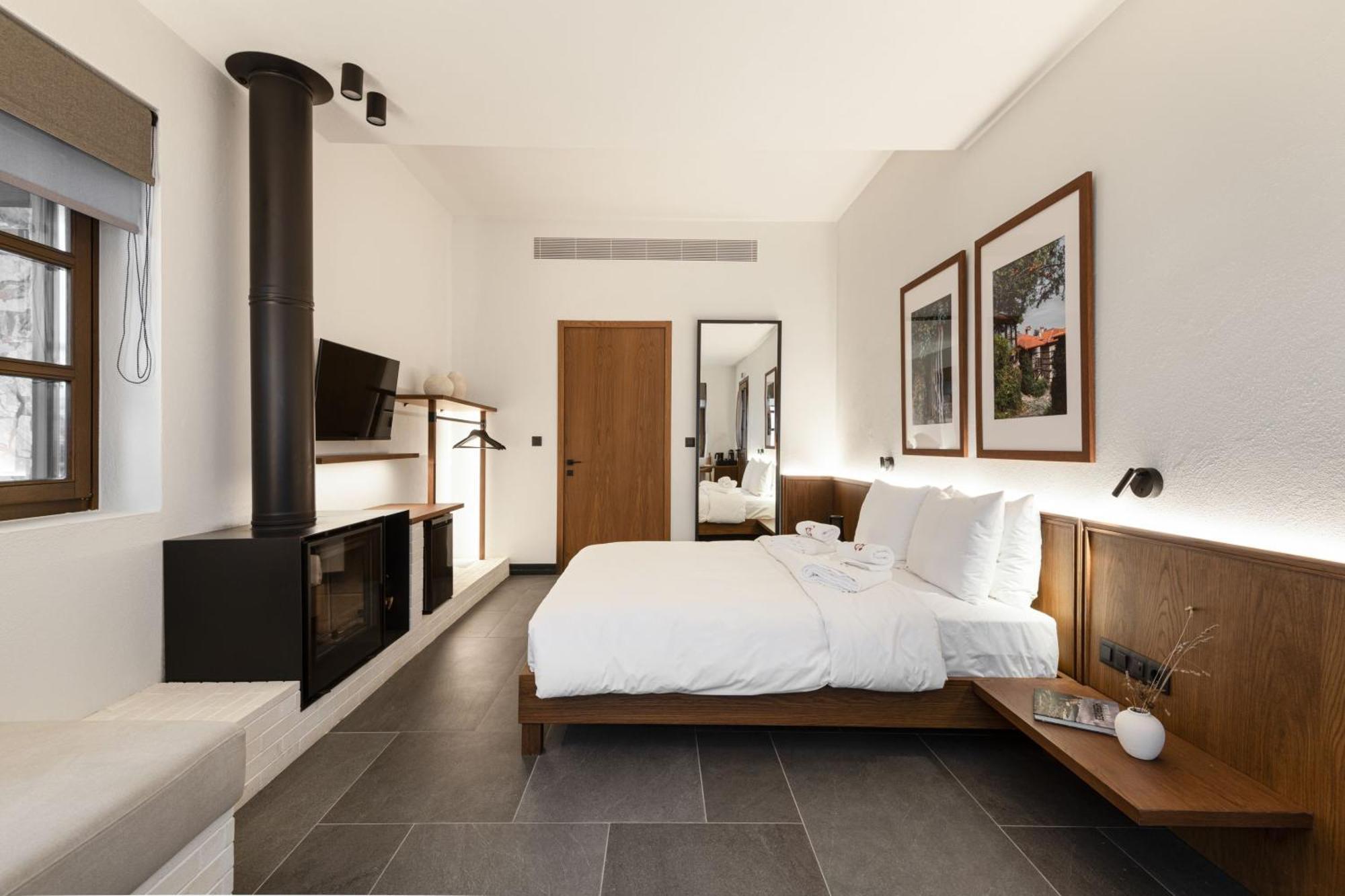 Unedo All Seasons Boutique Hotel Palaios Panteleimonas Extérieur photo