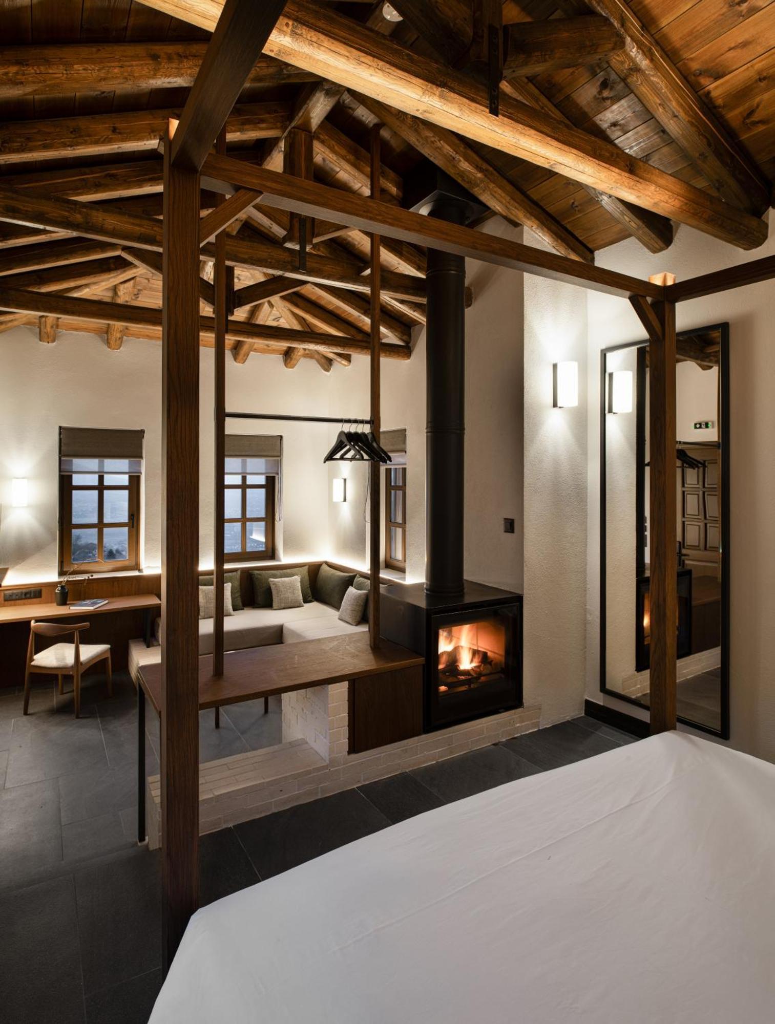 Unedo All Seasons Boutique Hotel Palaios Panteleimonas Extérieur photo