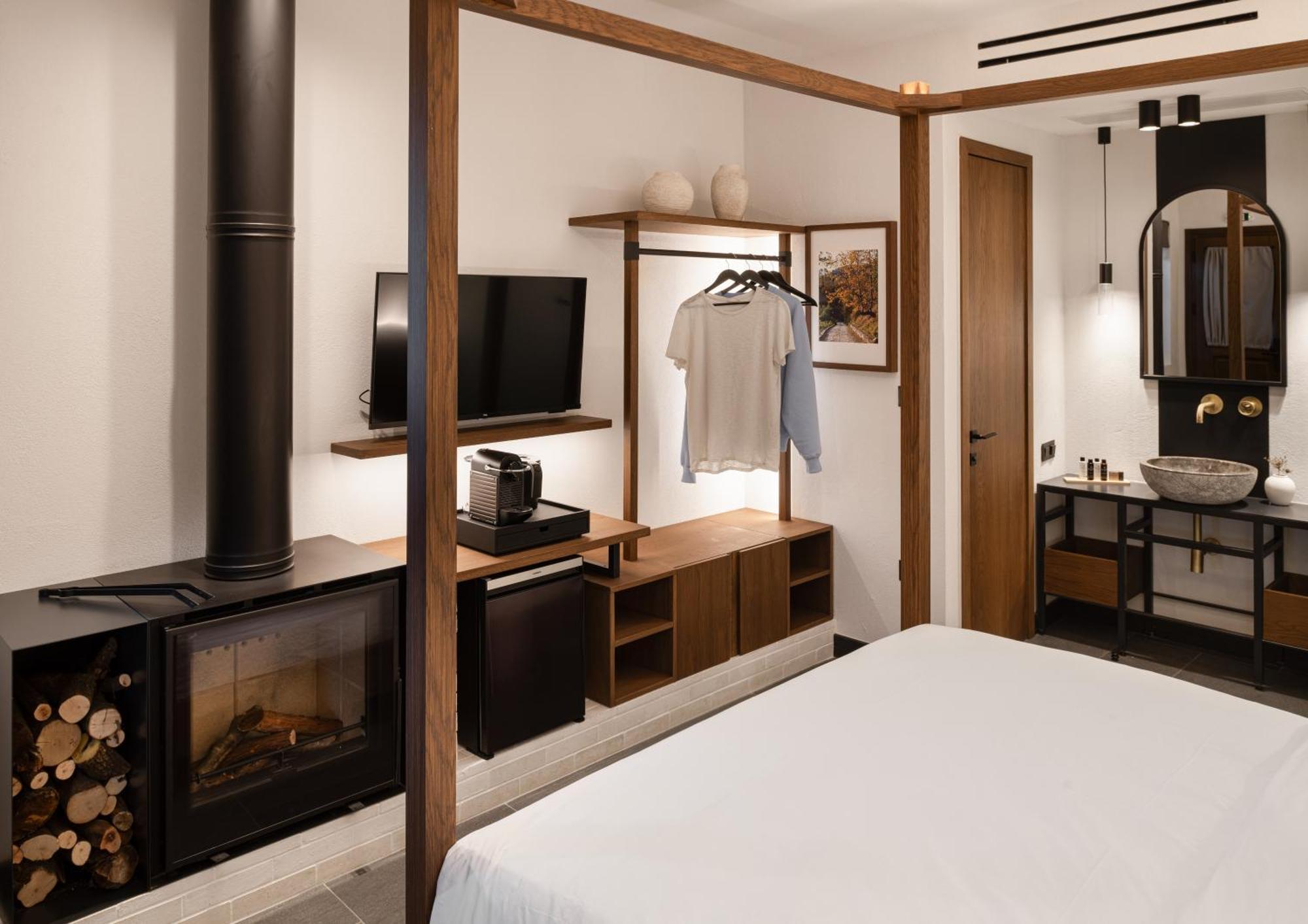 Unedo All Seasons Boutique Hotel Palaios Panteleimonas Extérieur photo
