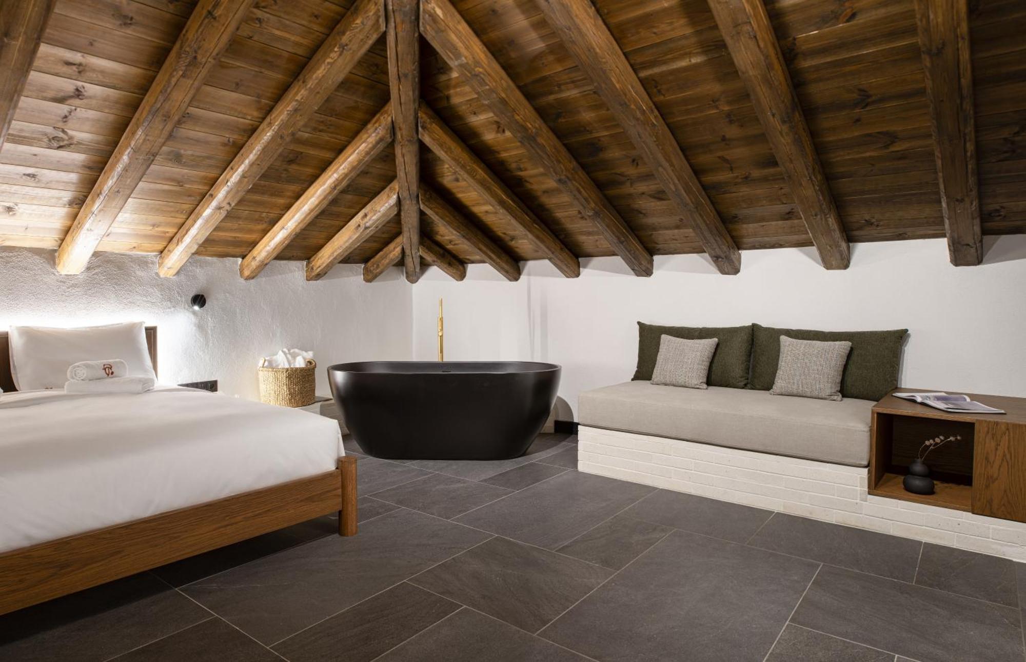 Unedo All Seasons Boutique Hotel Palaios Panteleimonas Extérieur photo