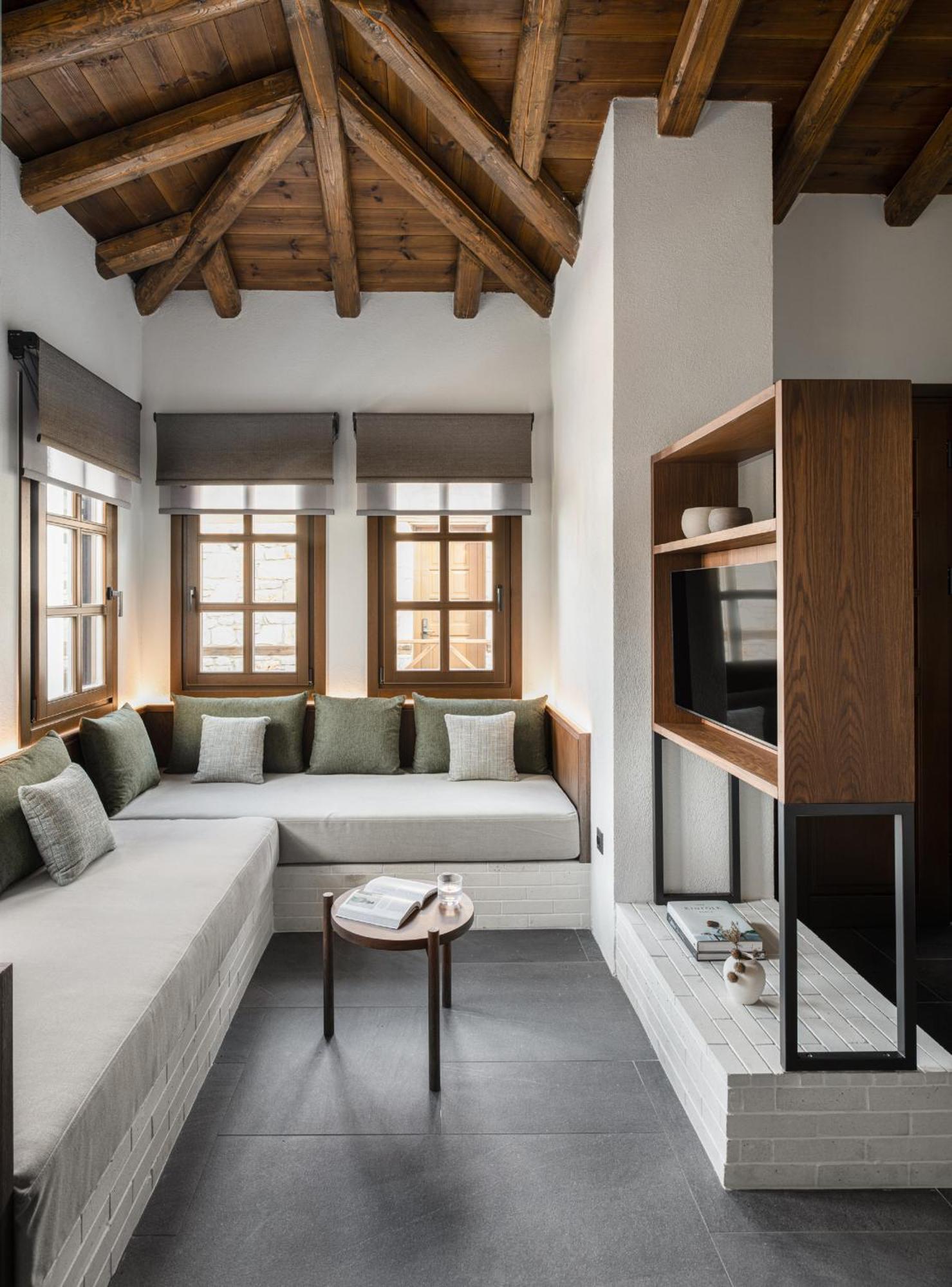Unedo All Seasons Boutique Hotel Palaios Panteleimonas Extérieur photo